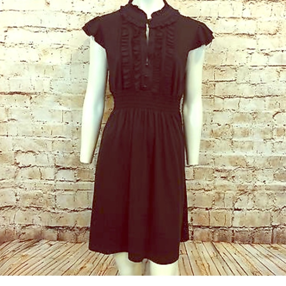 Pretty Black Sheath Dress